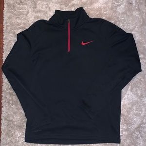 Nike Pull over